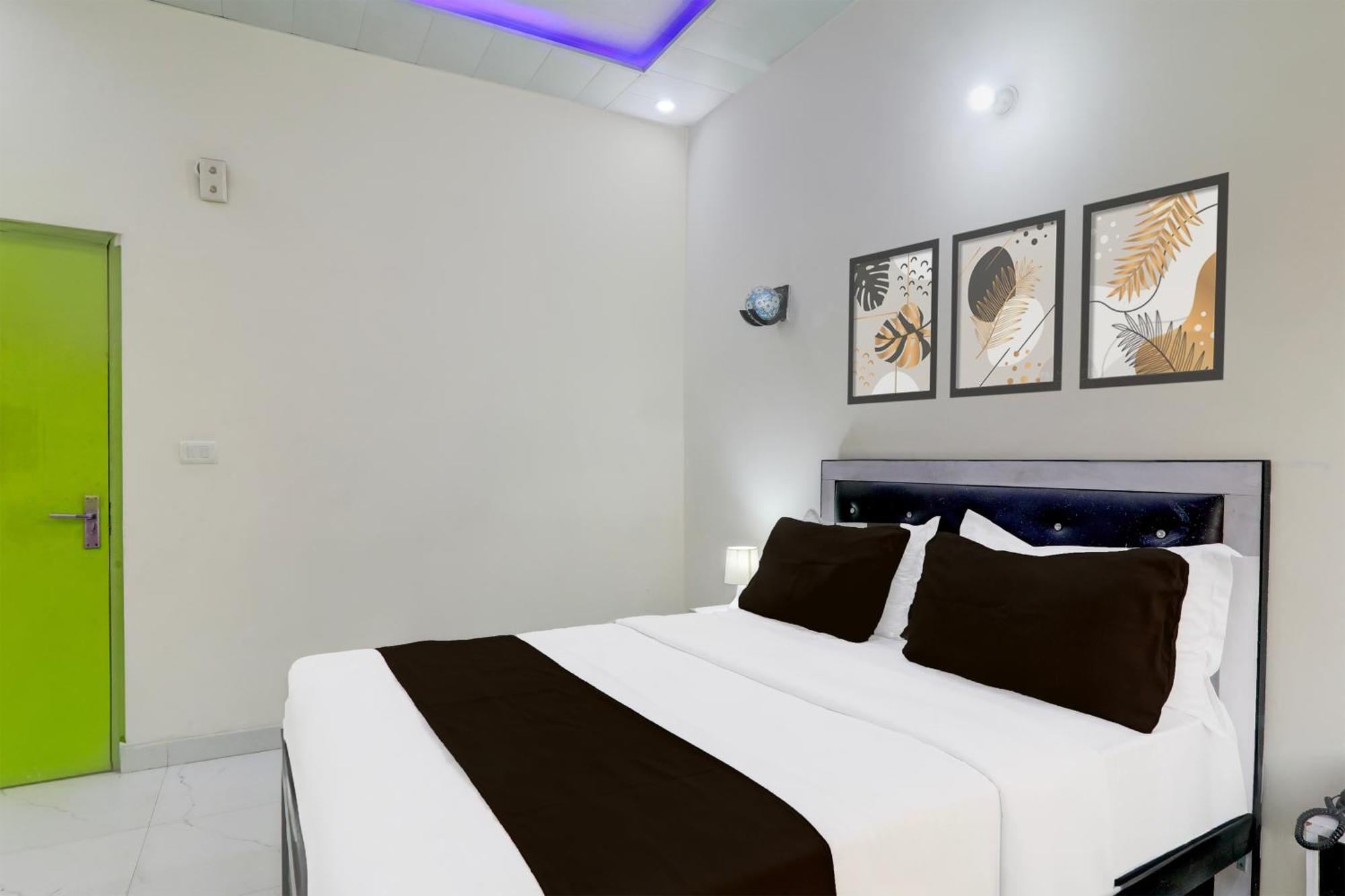 Super Hotel O Banthara Near Airport Banthra Sikandarpur Buitenkant foto