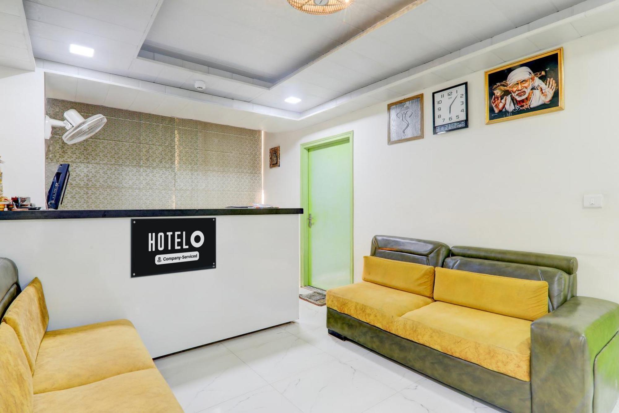 Super Hotel O Banthara Near Airport Banthra Sikandarpur Buitenkant foto